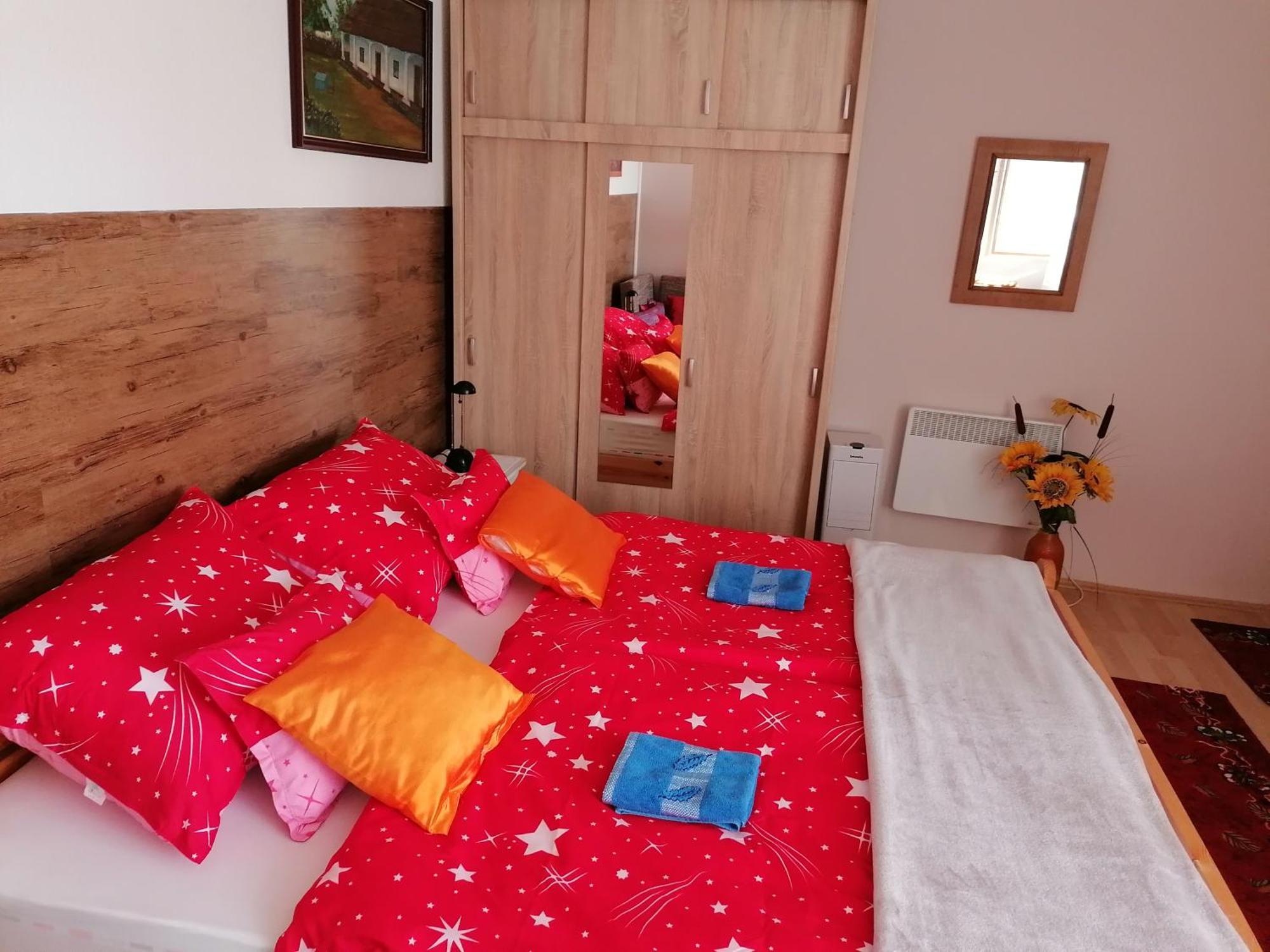 Kertesz Vendeghaz Hotel Eger Buitenkant foto