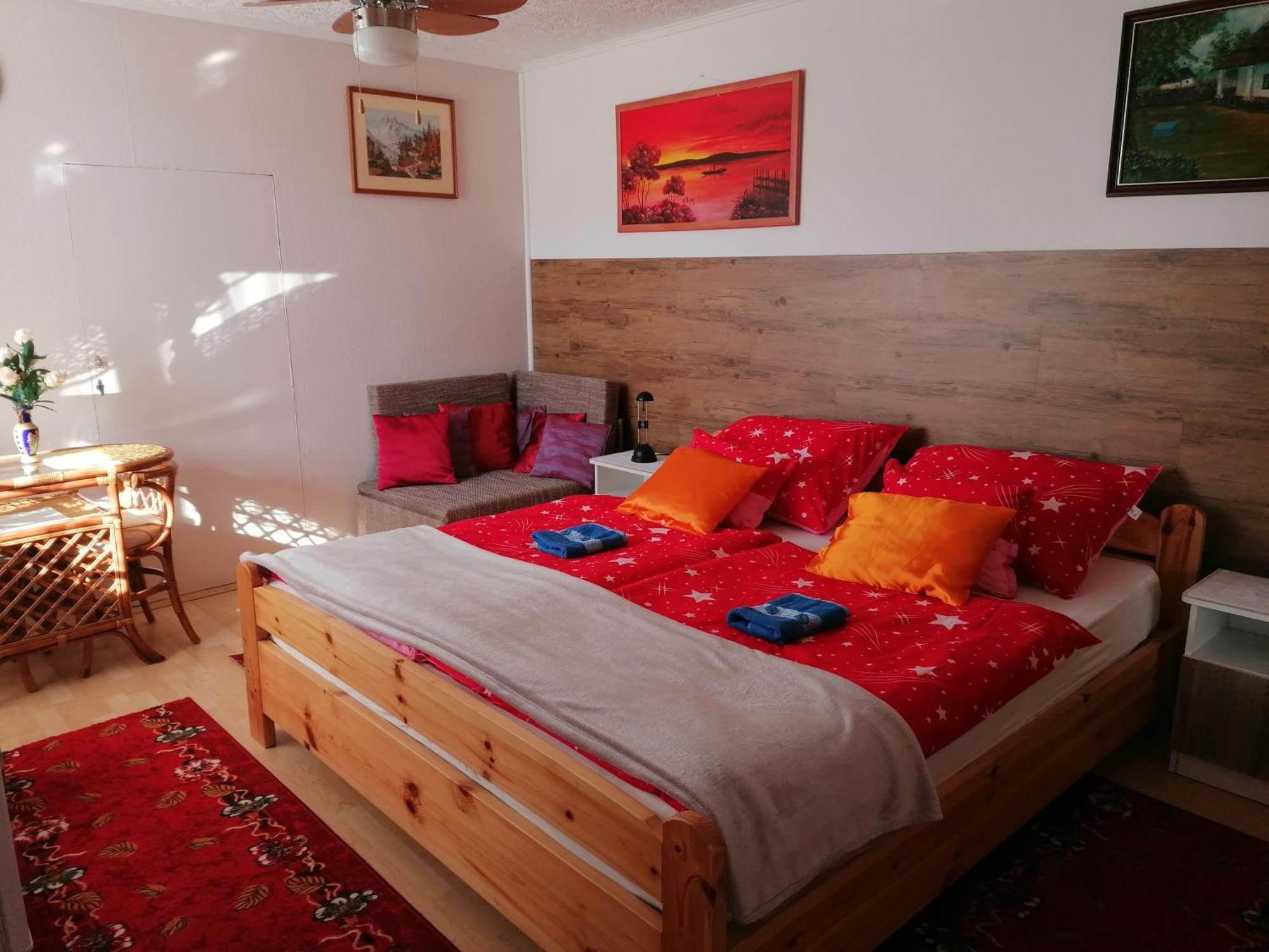 Kertesz Vendeghaz Hotel Eger Buitenkant foto