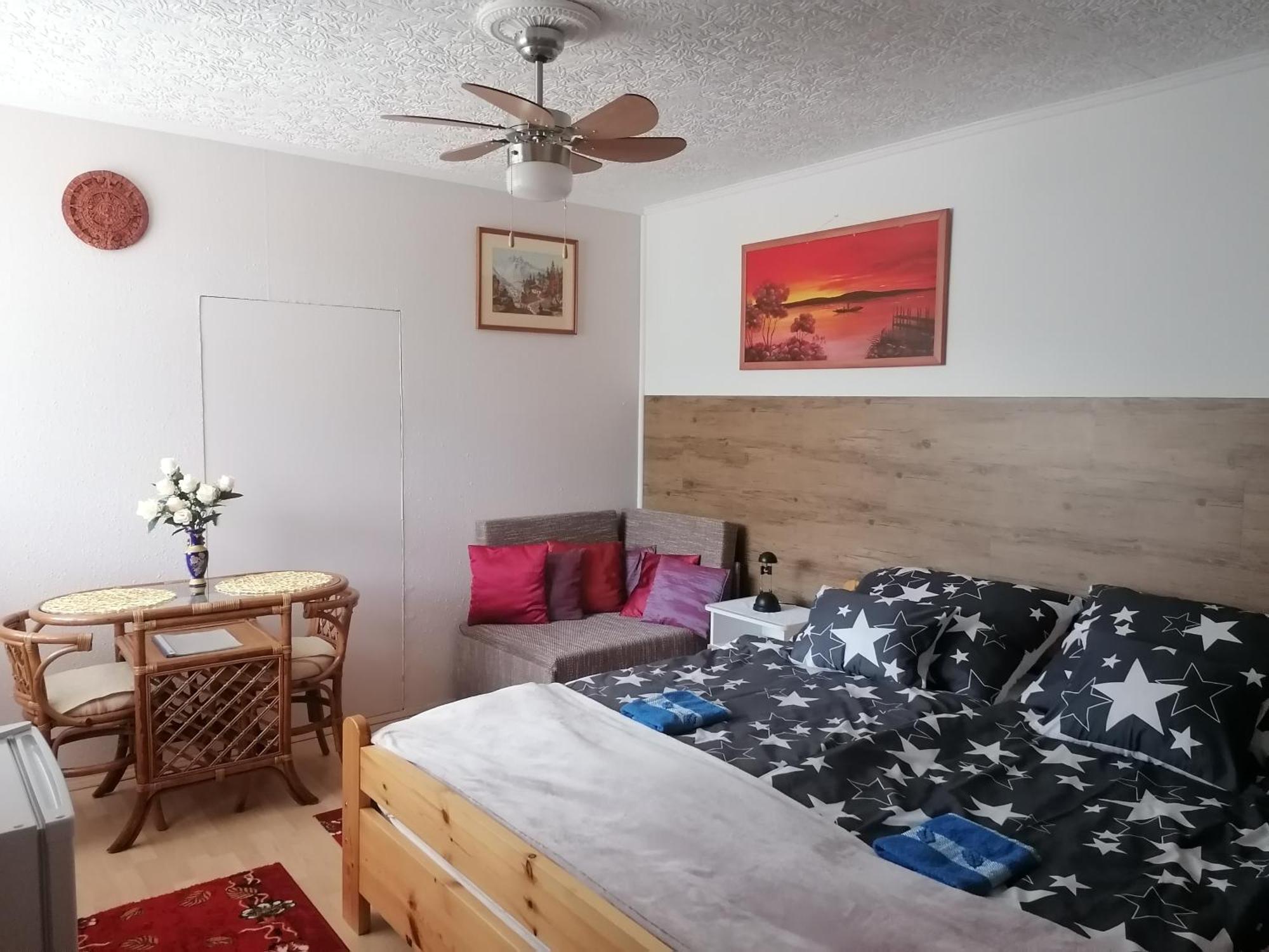 Kertesz Vendeghaz Hotel Eger Buitenkant foto