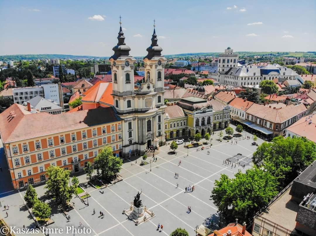 Kertesz Vendeghaz Hotel Eger Buitenkant foto